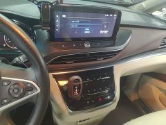 Buick GL8 Land Business Class Smart Edition - ფოტო 12