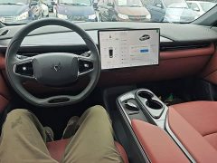 BAIC ARCFOX Alpha T5 Extended Range 1215 Yuan Jing Zhi Xing Version - ფოტო 9