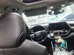 Toyota Highlander 2022 Hybrid 2.5L AWD Premium 7-Seater - ფოტო 2