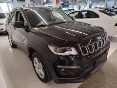 Jeep Compass 2020 220T Automatic Leading Edition - ფოტო 3