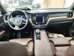 Volvo XC60 2025 B5 AWD Smart Remote Luxury Edition - ფოტო 9