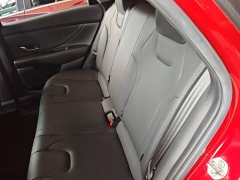 Hyundai Elantra 1.5L CVT Luxury - ფოტო 16