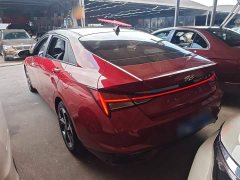 Hyundai Elantra 1.5L CVT Luxury - ფოტო 4