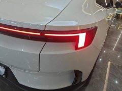 Polestar 4 Dual Motor Long Range Plus Dual Star Connected Edition - ფოტო 7