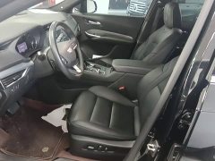 Cadillac XT4 28T FWD Luxury - ფოტო 14