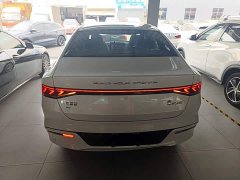 BYD Qin PLUS EV 400KM Luxury - ფოტო 5