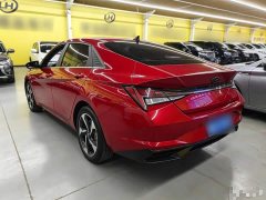 Hyundai Elantra 1.5L CVT Luxury - ფოტო 4