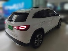 Mercedes-Benz GLA 200 - ფოტო 9