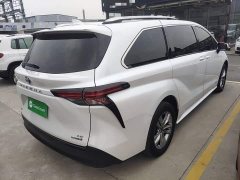 Toyota Sienna 2.5L Hybrid Comfort Edition - ფოტო 6