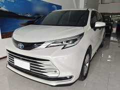 Toyota Sienna 2021 2.5L Hybrid Platinum Edition - ფოტო 1