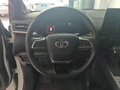 Toyota Sienna 2021 2.5L Hybrid Platinum Edition - ფოტო 10