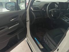 Toyota Sienna 2021 2.5L Hybrid Platinum Edition - ფოტო 15