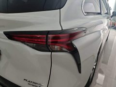 Toyota Sienna 2021 2.5L Hybrid Platinum Edition - ფოტო 7