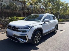 Volkswagen Touareg 300TSI Two-Wheel Drive Full Moon Edition - ფოტო 1
