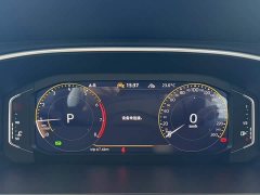 Volkswagen Touareg 300TSI Two-Wheel Drive Full Moon Edition - ფოტო 3