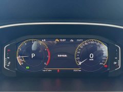 Volkswagen Touareg 300TSI Two-Wheel Drive Full Moon Edition - ფოტო 4