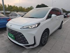 Buick GL8 New Energy Lusang Respect Edition - ფოტო 1