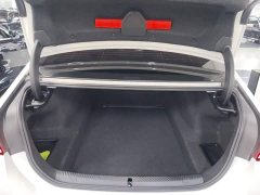 BMW 5 Series 525Li M Sport Package - ფოტო 18