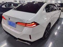 BMW 5 Series 525Li M Sport Package - ფოტო 6