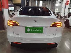 Tesla Model Y Rear-Wheel Drive - ფოტო 5