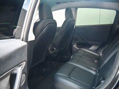 Tesla Model Y Rear-Wheel Drive - ფოტო 4
