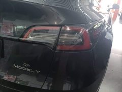 Tesla Model Y Rear-Wheel Drive - ფოტო 7