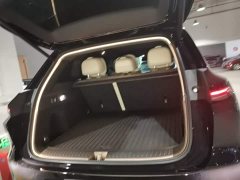 Li Auto L6 Max - ფოტო 18