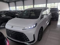 Buick GL8 New Energy Lusang Respect Edition - ფოტო 2