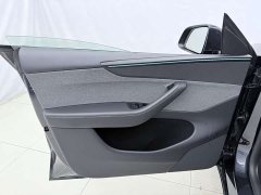 Tesla Model Y Rear-Wheel Drive - ფოტო 16