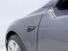 Tesla Model Y Rear-Wheel Drive - ფოტო 17
