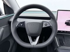 Tesla Model Y Rear-Wheel Drive - ფოტო 5