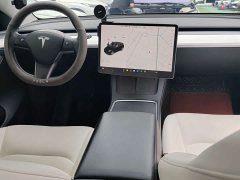Tesla Model Y Standard Range RWD - ფოტო 8