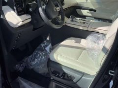 Lexus LM 500h Six-Seat Premium Edition - ფოტო 3