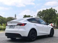 Tesla Model Y 2022 Facelift Long Range All-Wheel Drive - ფოტო 9