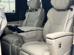 Toyota Alphard Hybrid 2.5L Premium Gold Edition - ფოტო 4