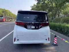 Toyota Alphard Hybrid 2.5L Premium Gold Edition - ფოტო 6