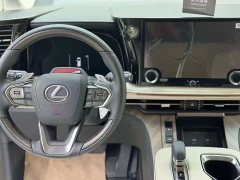 Lexus LM 500h Four-Seater Imperial Edition - ფოტო 4