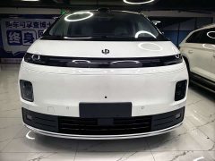 Leapmotor D99 EREV 480 Premium Edition - ფოტო 2
