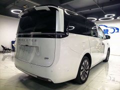 Leapmotor D99 EREV 480 Premium Edition - ფოტო 7