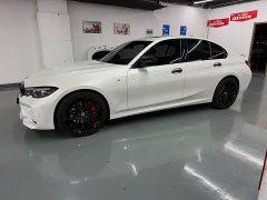 BMW 3 Series Facelift 330i M Sport Dark Night Package - ფოტო 2