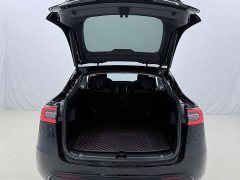 Tesla Model Y Rear-Wheel Drive - ფოტო 15