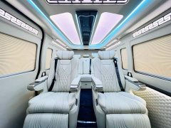 FAW HIACE 2021 3.5L Automatic 7-Seater - ფოტო 13