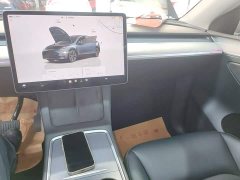 Tesla Model Y Rear-Wheel Drive - ფოტო 12
