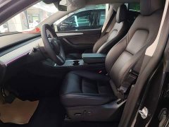 Tesla Model Y Rear-Wheel Drive - ფოტო 14