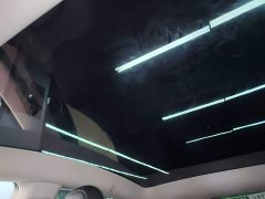 Tesla Model Y Rear-Wheel Drive - ფოტო 17
