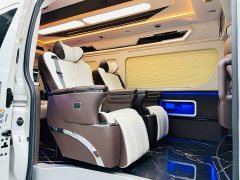 Toyota HIACE 3.5L Automatic 7-Seater - ფოტო 14