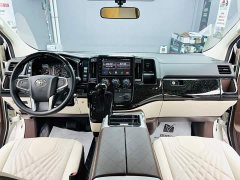 Toyota HIACE 3.5L Automatic 7-Seater - ფოტო 9