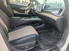 BYD Dolphin Smart Drive 410km Fashion Edition - ფოტო 10
