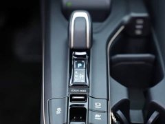 Toyota Crown SportCross 2023 2.5L SportCross HEV FWD Premium - ფოტო 12