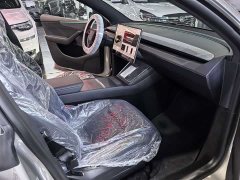 Tesla Model Y L 2025 Long Range All-Wheel Drive - ფოტო 10